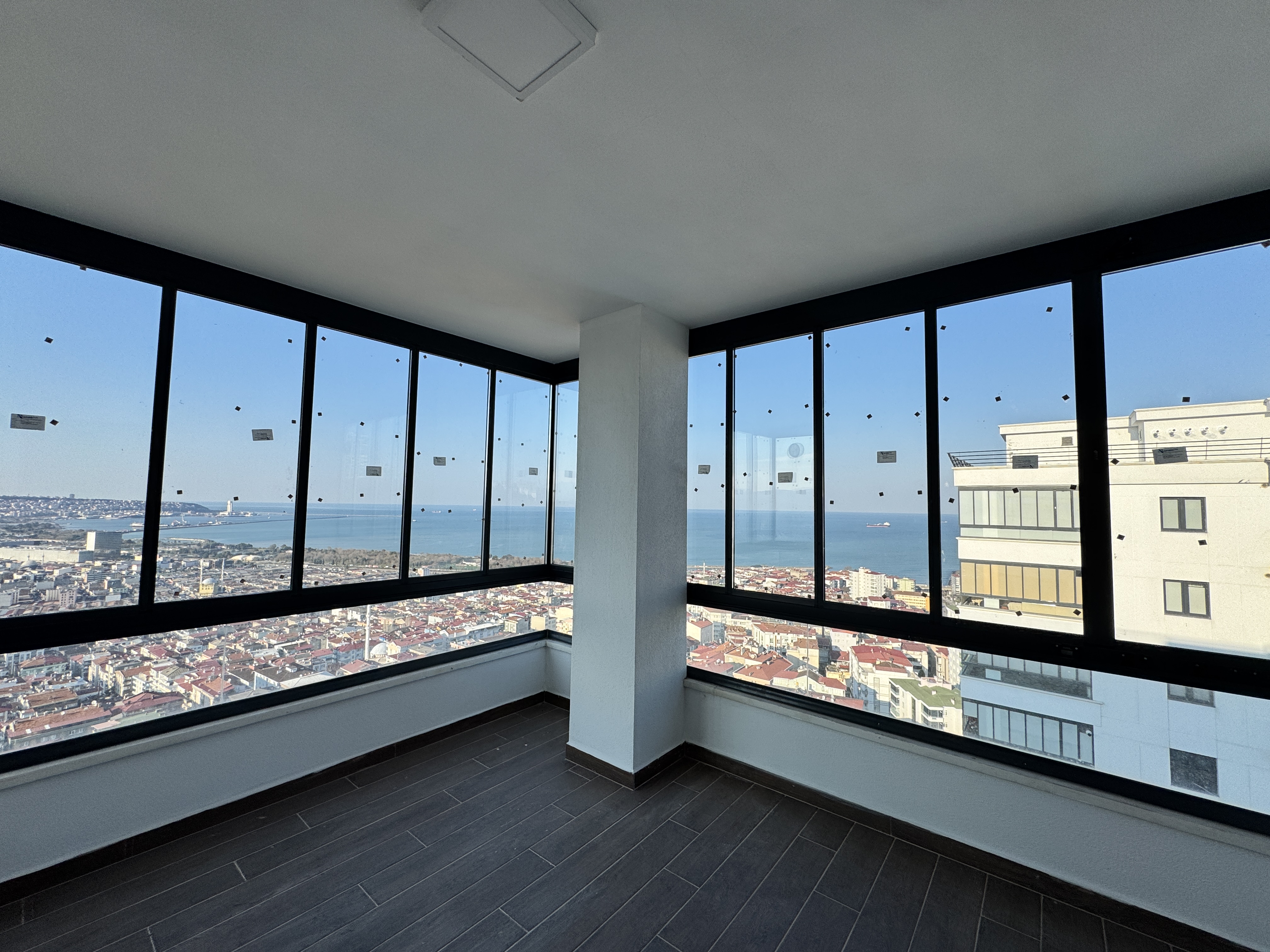 CANİK TÖRE TOWERS'TA ULTRA LÜX 3+1 245 METREKARE DAİRE